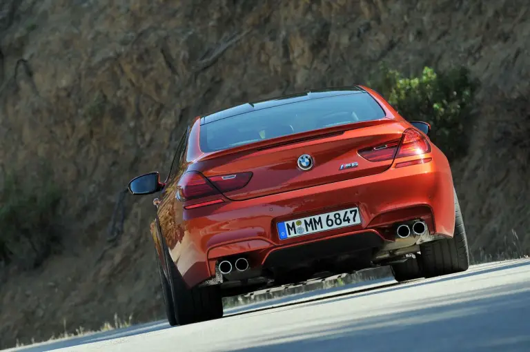 BMW M6 Coupe 2012 - BMW M6 Cabrio 2012 - 38