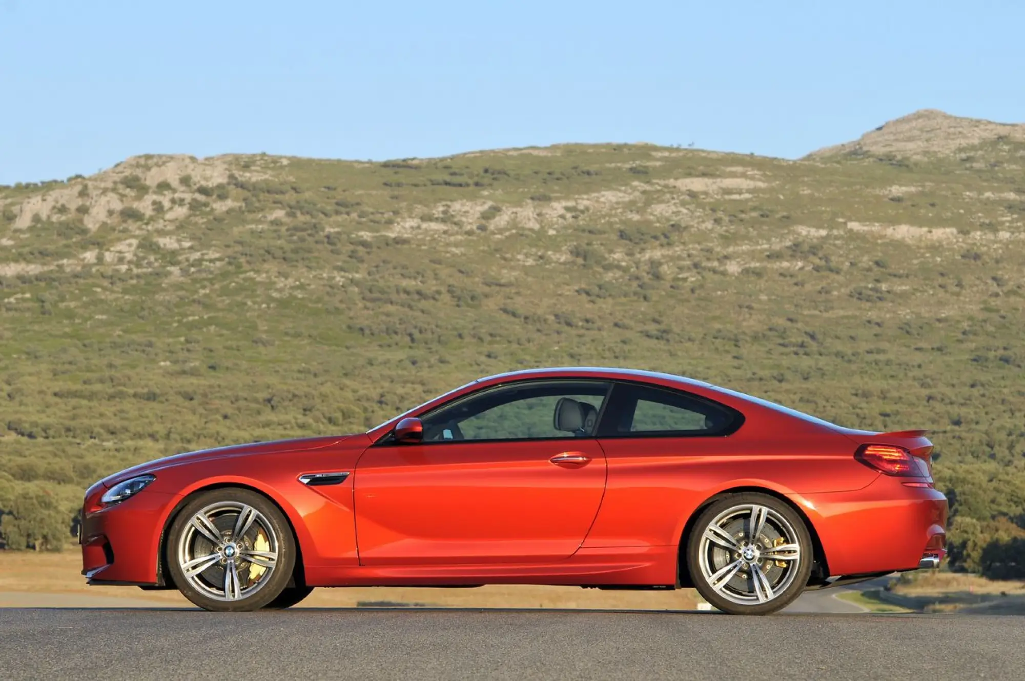 BMW M6 Coupe 2012 - BMW M6 Cabrio 2012 - 53