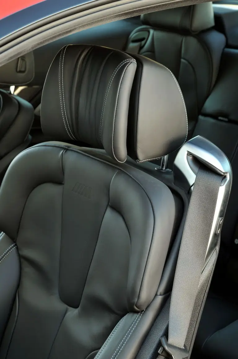 BMW M6 Coupe 2012 - BMW M6 Cabrio 2012 - 68