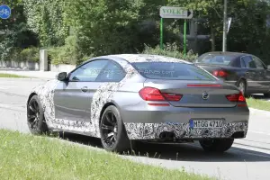 BMW M6 Coupé foto spia luglio 2011 - 1