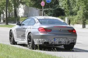 BMW M6 Coupé foto spia luglio 2011 - 5