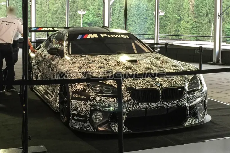 BMW M6 GT3 - Foto spia 28-07-2015 - 3