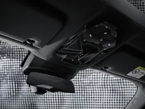 BMW M760e 2023 - Foto - 23