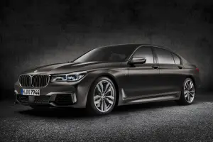 BMW M760Li xDrive MY 2017