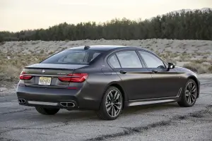 BMW M760Li xDrive - 102