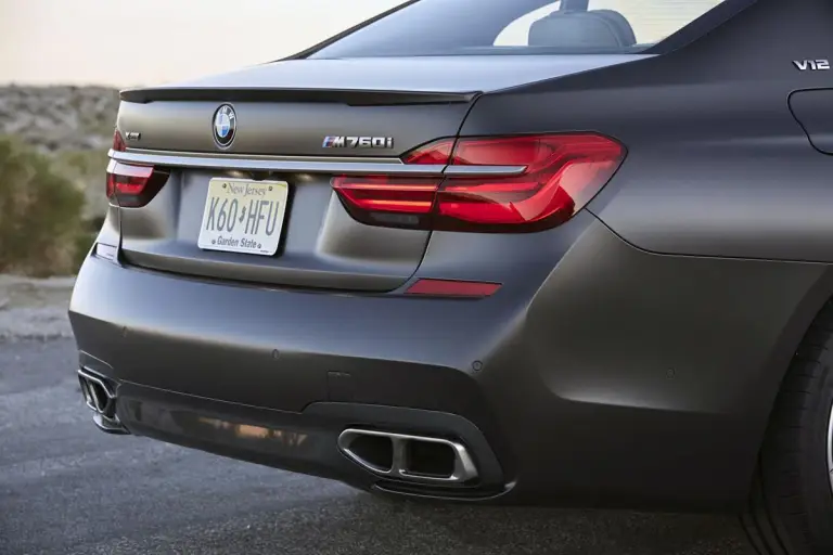 BMW M760Li xDrive - 110