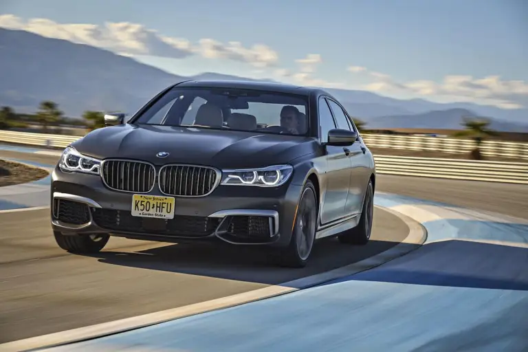 BMW M760Li xDrive - 129