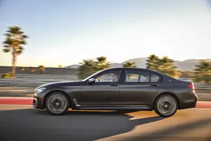 BMW M760Li xDrive - 137