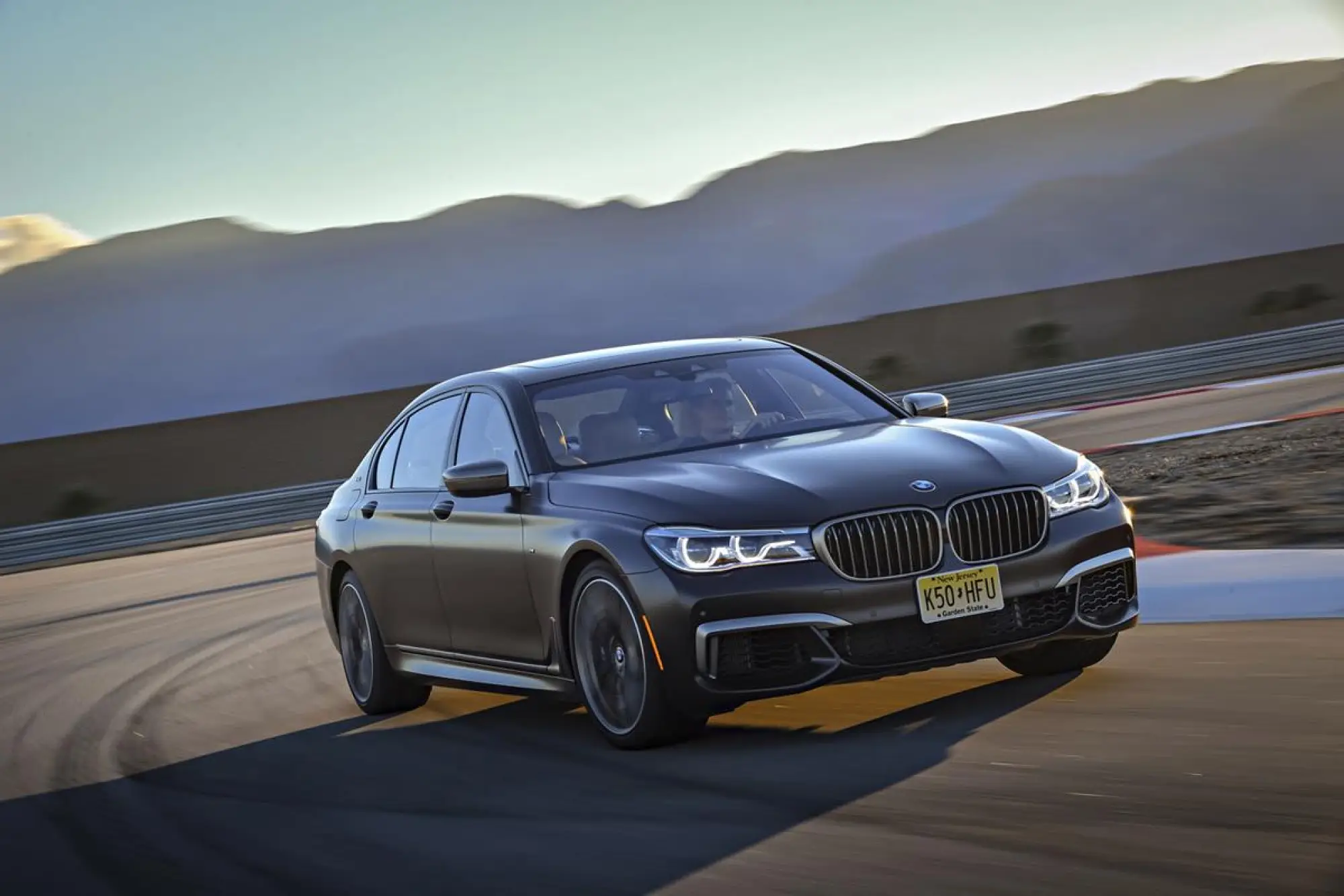 BMW M760Li xDrive - 138