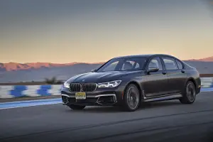 BMW M760Li xDrive