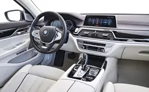 BMW M760Li xDrive - 183