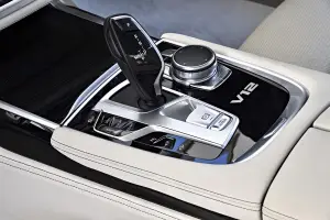 BMW M760Li xDrive