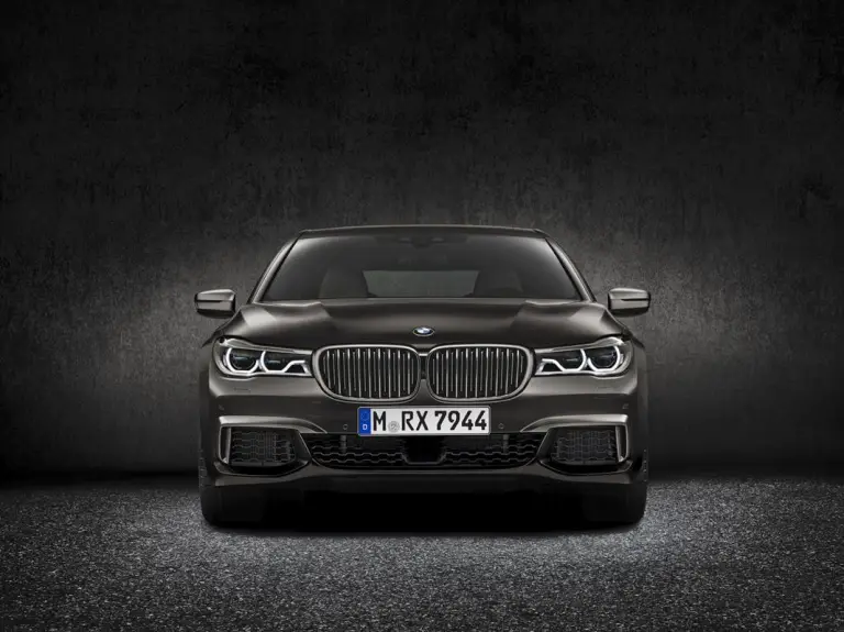 BMW M760Li xDrive - 3