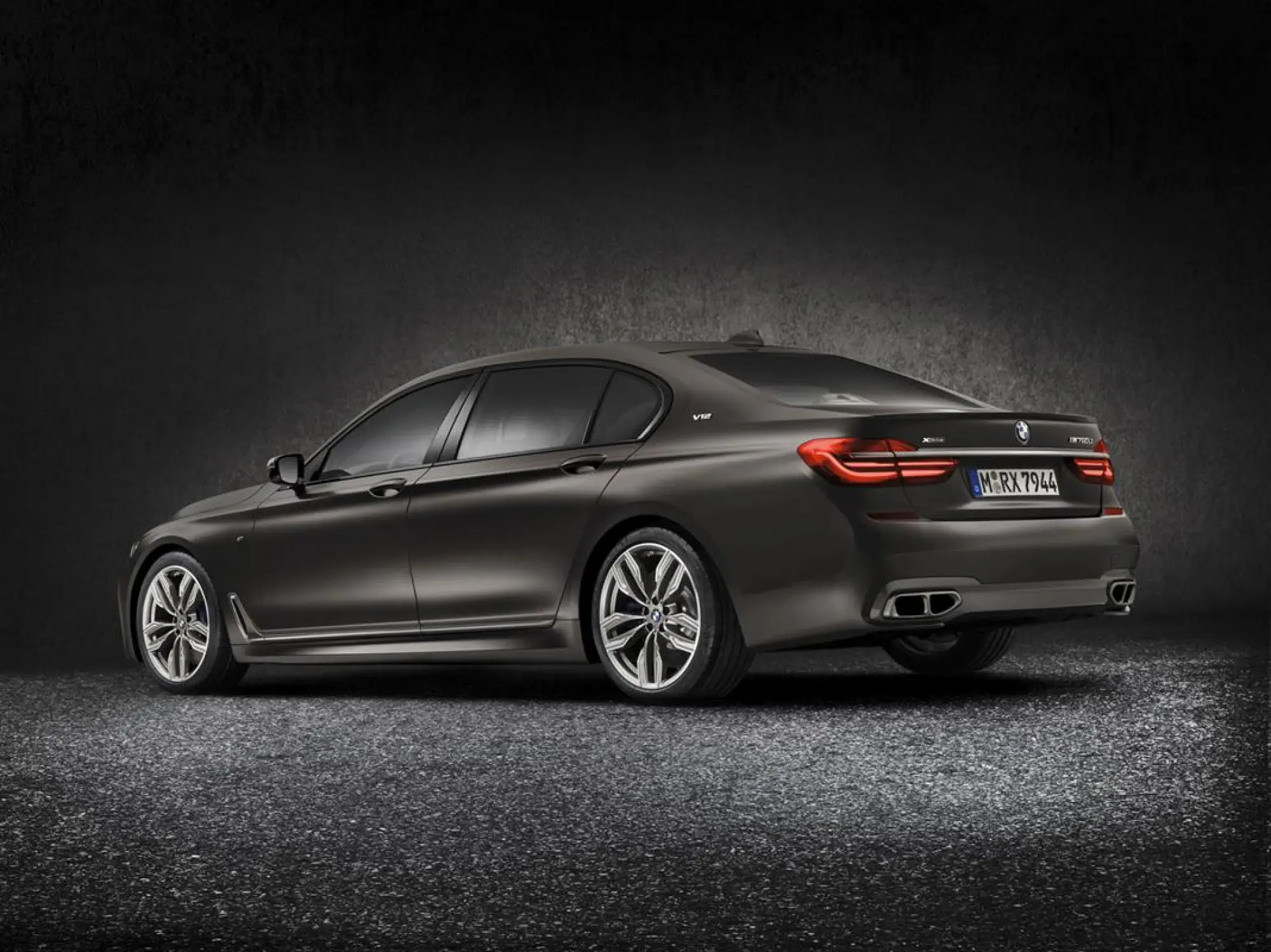 BMW M760Li xDrive - 6