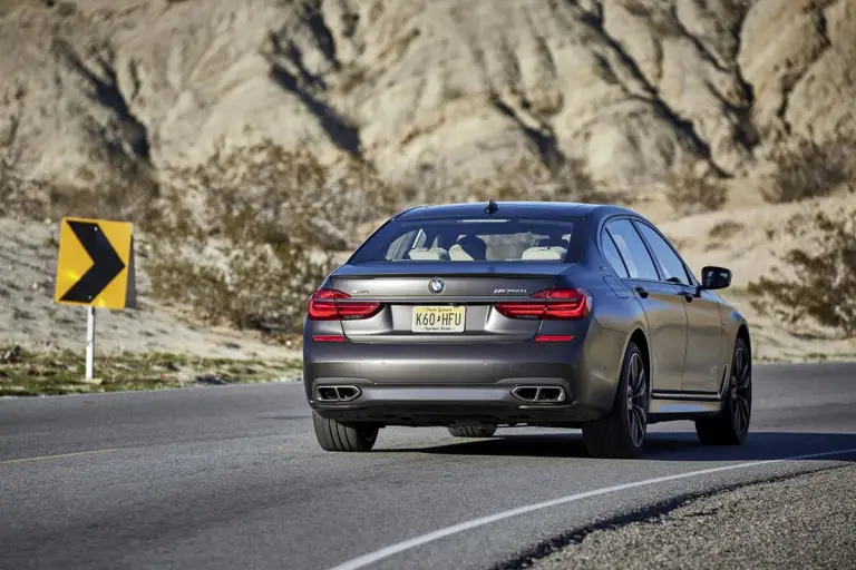 BMW M760Li xDrive - 70