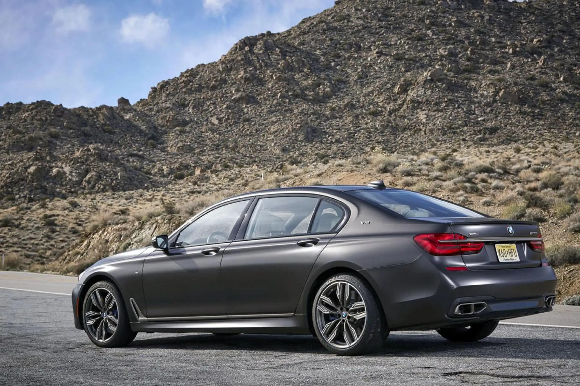 BMW M760Li xDrive - 95