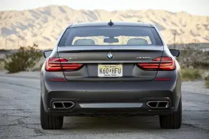 BMW M760Li xDrive - 99