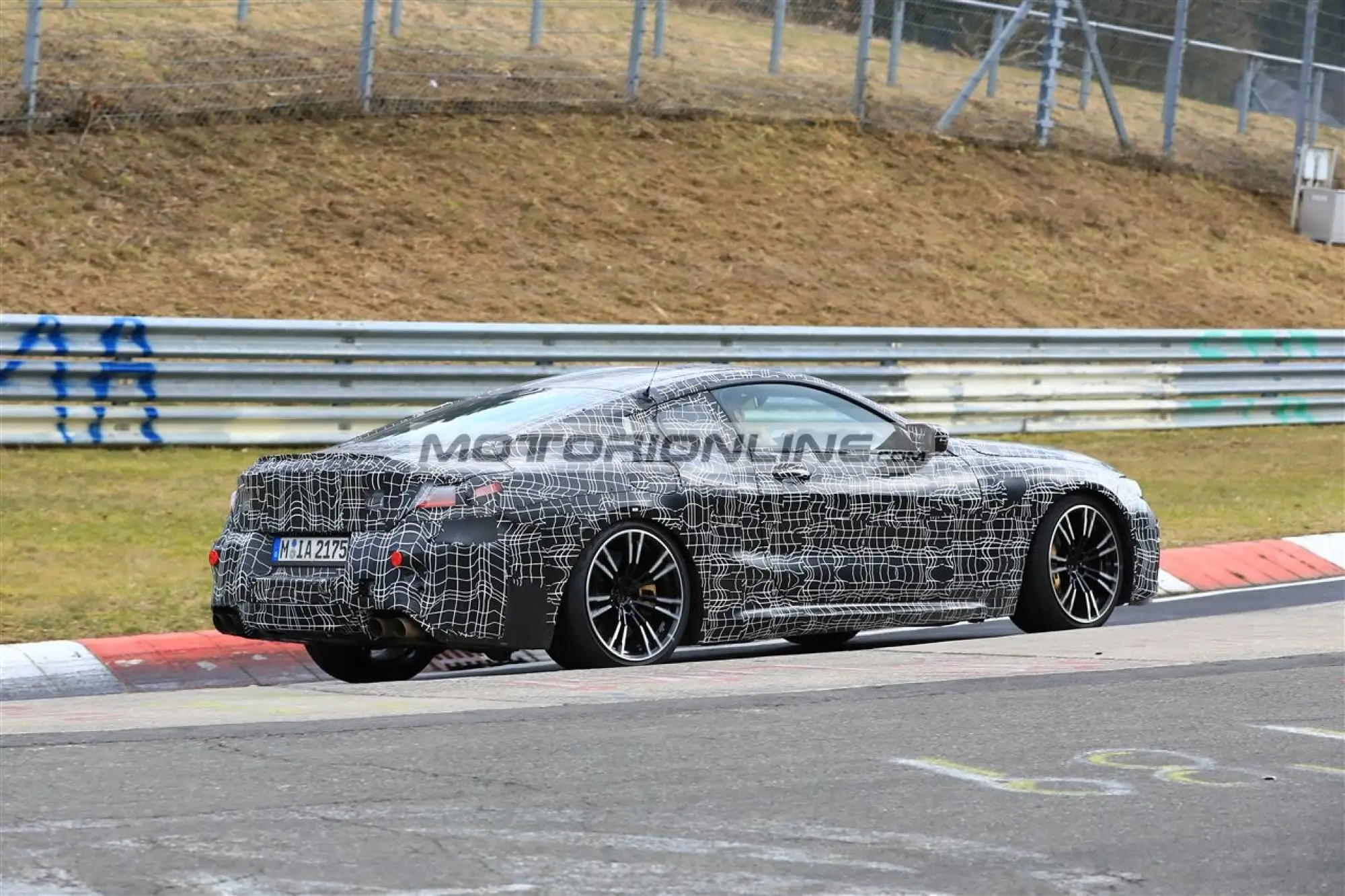 BMW M8 foto spia 29-3-2018 - 14