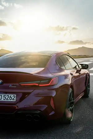 BMW M8 Gran Coupe 2020 - 21