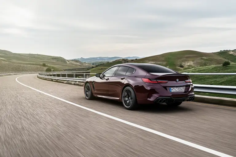 BMW M8 Gran Coupe 2020 - 32