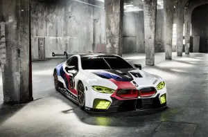 BMW M8 GTE - 4