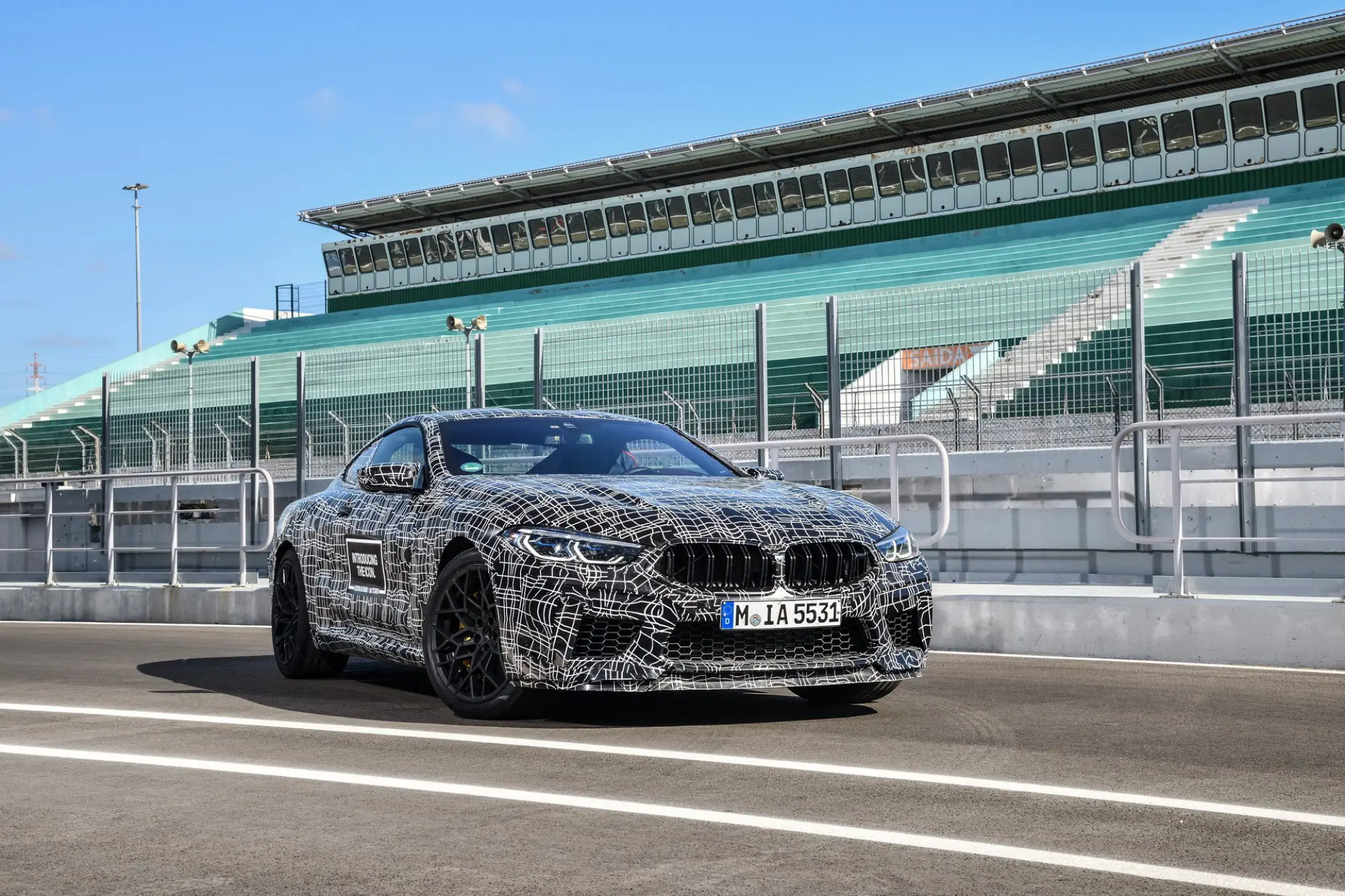 BMW M8 - Prototipo - 7