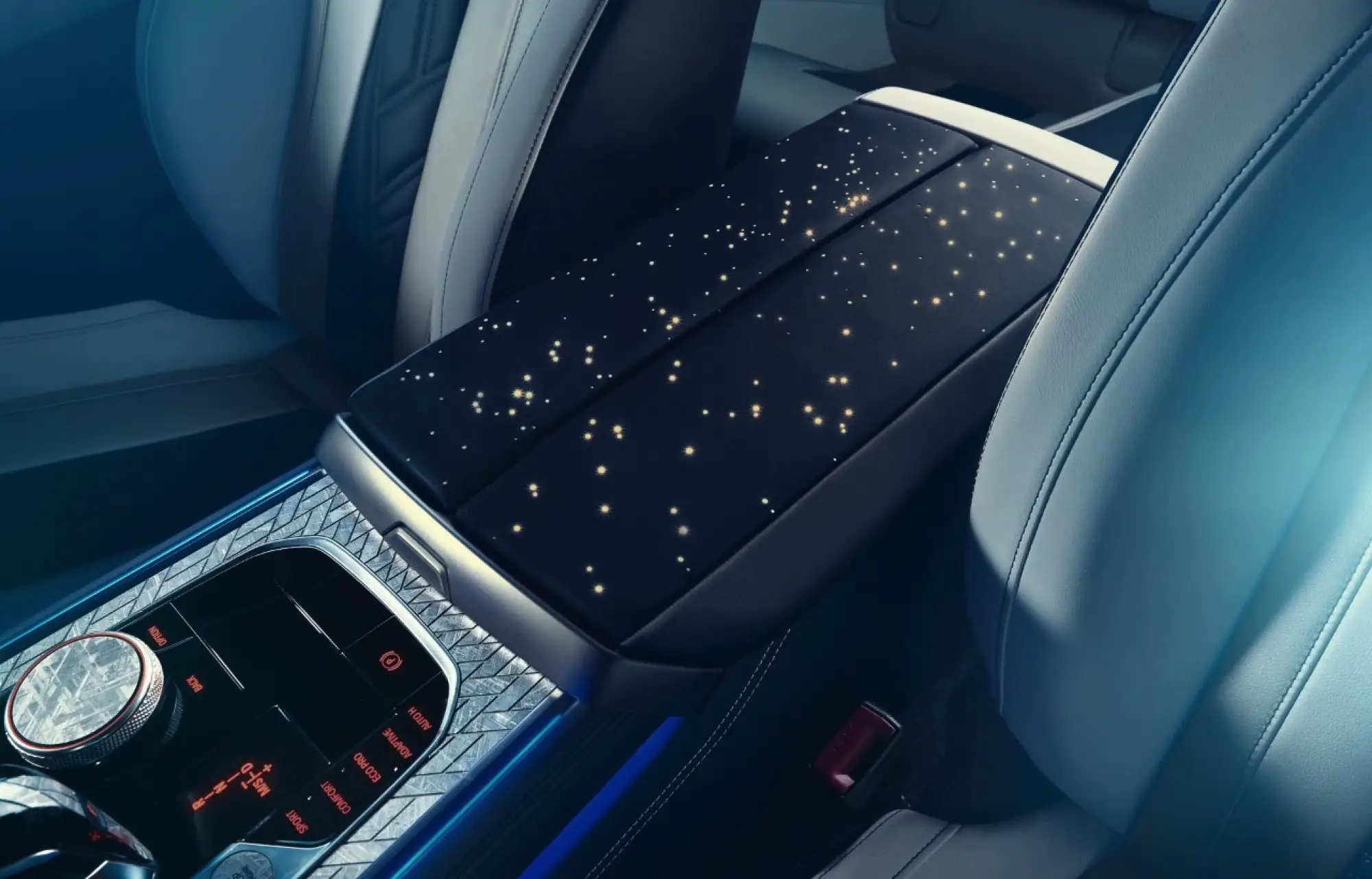 BMW M850i xDrive Sky Night  - 11