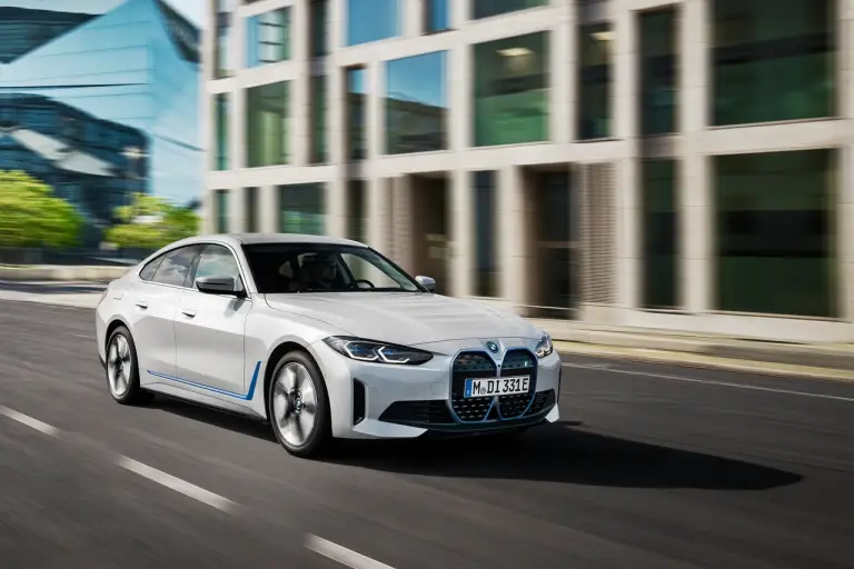 BMW novita?  gamma 2022 - Foto - 5