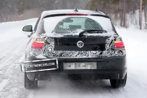 BMW Serie 1 2012 foto spia - 9