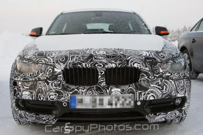 BMW Serie 1 2012 foto spia - 11