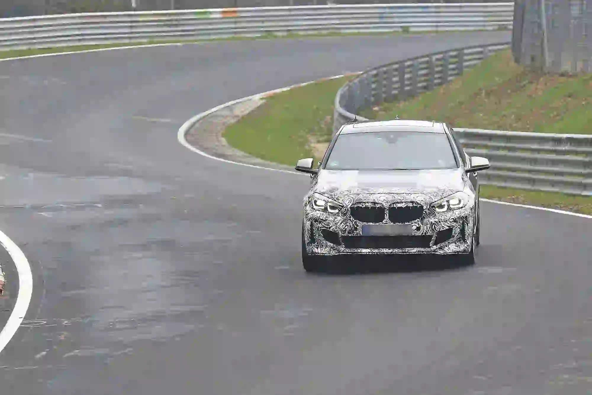 BMW Serie 1 2019 - Le foto spia dal Nurburgring - 1