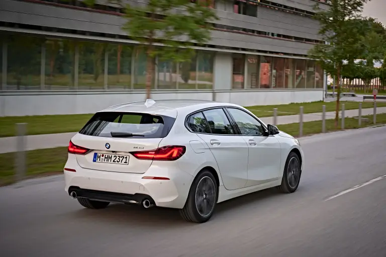 BMW Serie 1 2019 - 16