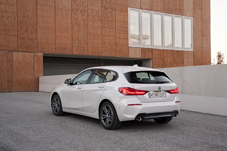 BMW Serie 1 2019 - 32