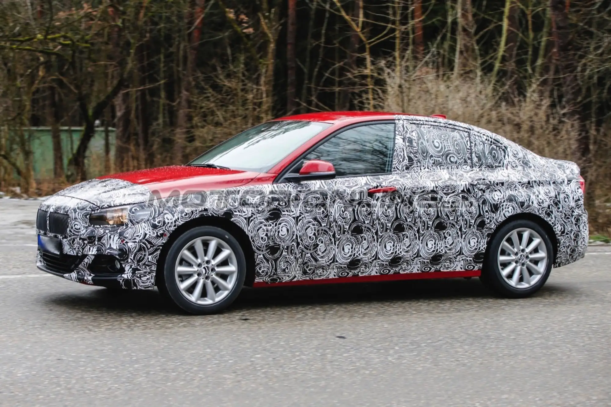 BMW Serie 1 berlina - Foto spia 11-02-2016 - 5