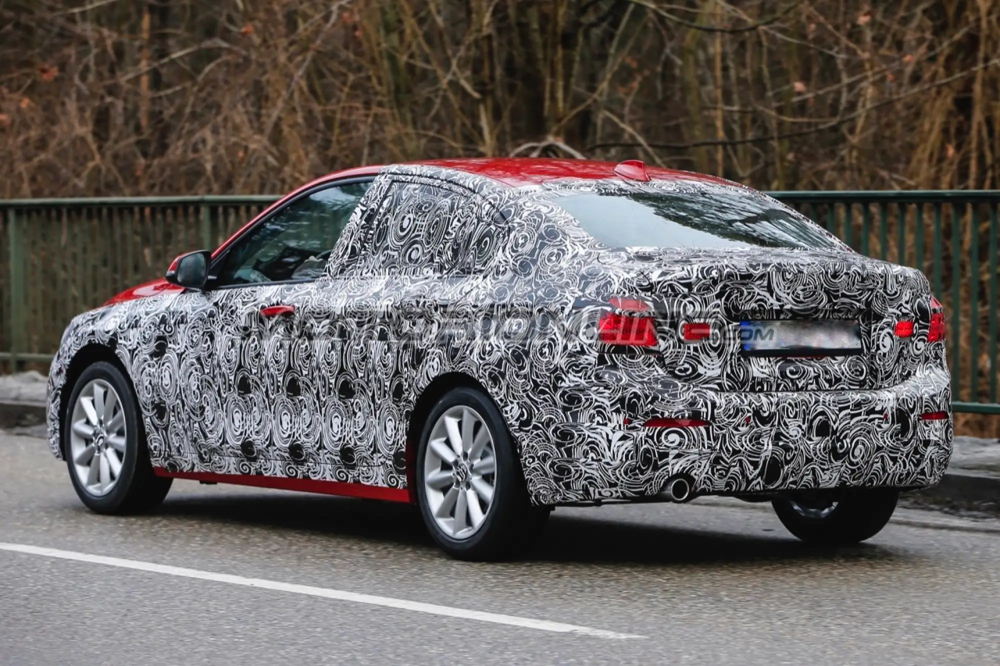 BMW Serie 1 berlina - Foto spia 11-02-2016 - 9