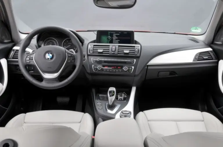 BMW Serie 1 F20 2012 - 15