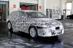 BMW Serie 1 - Foto spia 2-5-2022
