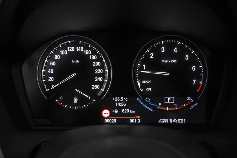 BMW Serie 1 MY 2017 - 16