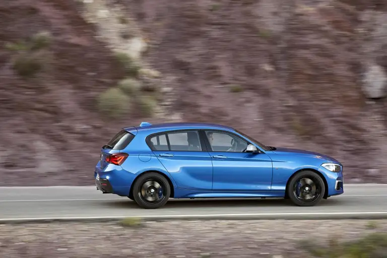 BMW Serie 1 MY 2017 - 36