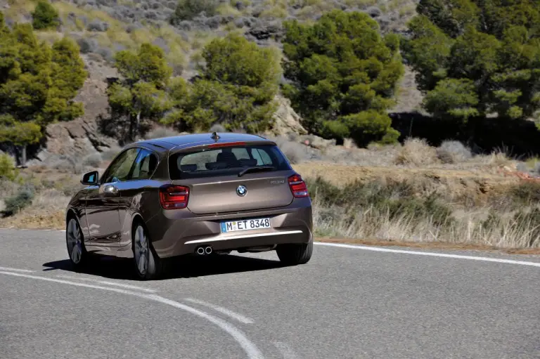 BMW Serie 1 tre porte e BMW M135i - 12