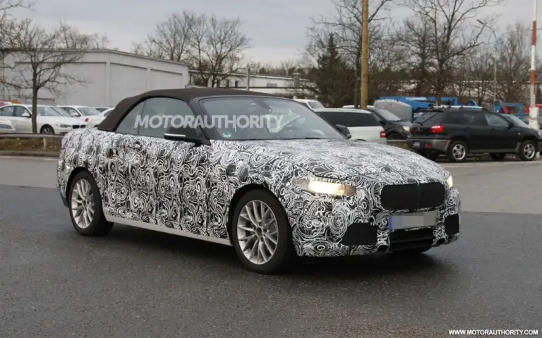 BMW Serie 2 2015 foto spia - 1