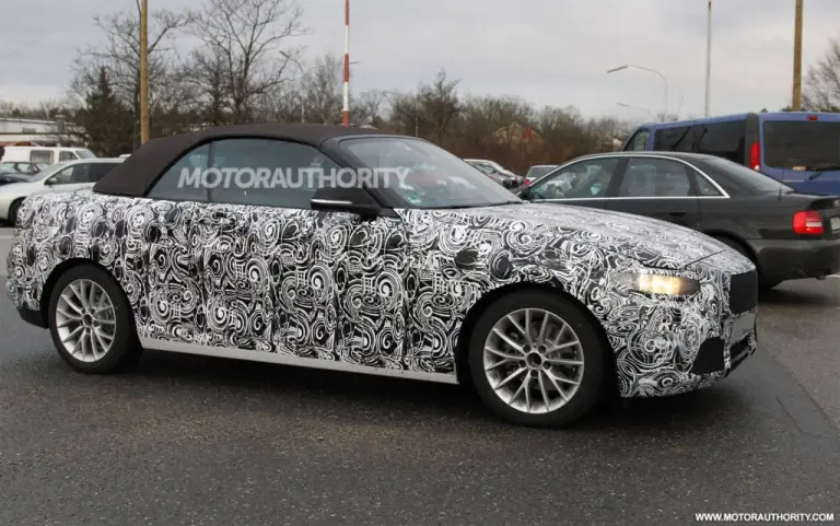 BMW Serie 2 2015 foto spia - 3