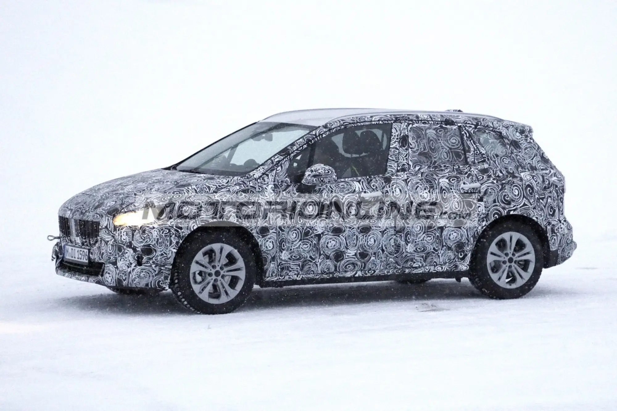BMW Serie 2 Active Tourer - Foto spia 16-12-2019 - 3