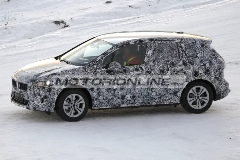 BMW Serie 2 Active Tourer - Foto spia 16-12-2019 - 9