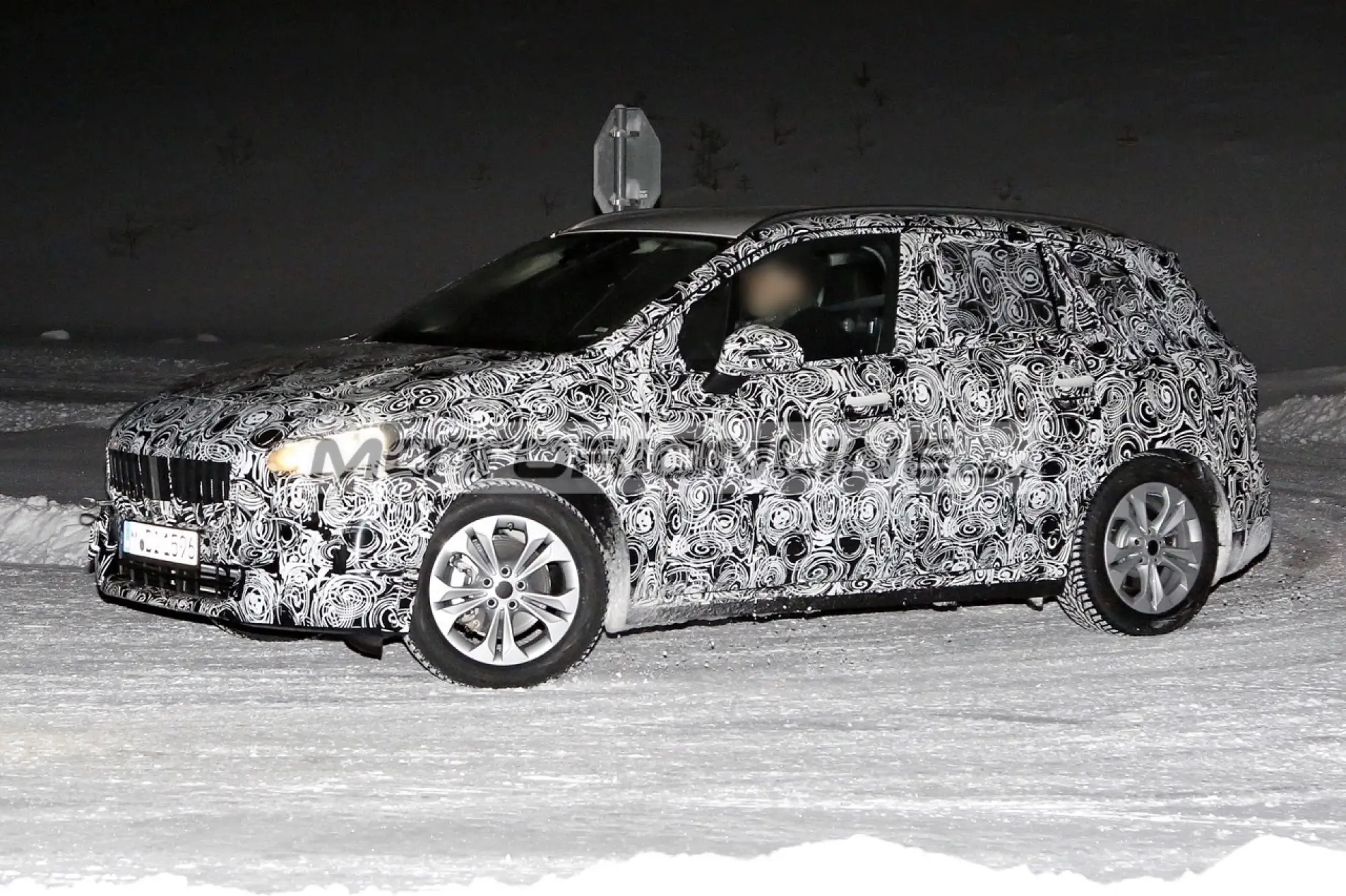 BMW Serie 2 Active Tourer - Foto spia 16-12-2019 - 16