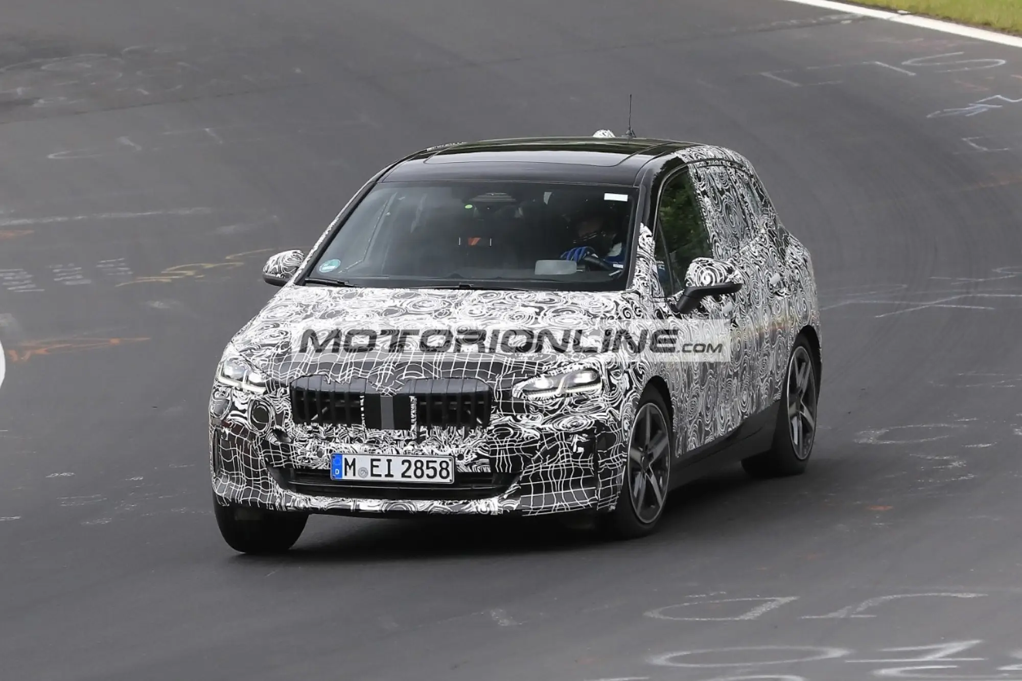 BMW Serie 2 Active Tourer - Foto spia 19-8-2021 - 9