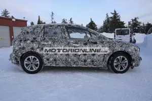 BMW Serie 2 Active Tourer - Foto spia 3-4-2020 - 22