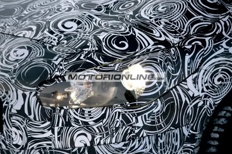 BMW Serie 2 Active Tourer - Foto spia 3-4-2020 - 26