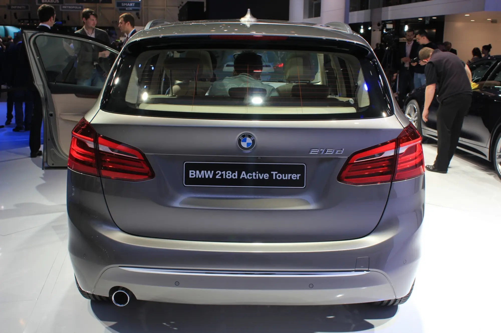 BMW Serie 2 Active Tourer - Salone di Ginevra 2014 - 9