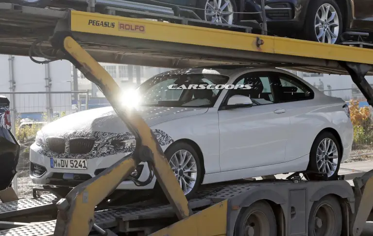BMW Serie 2 Coupè facelift foto spia 5 novembre 2016 - 1